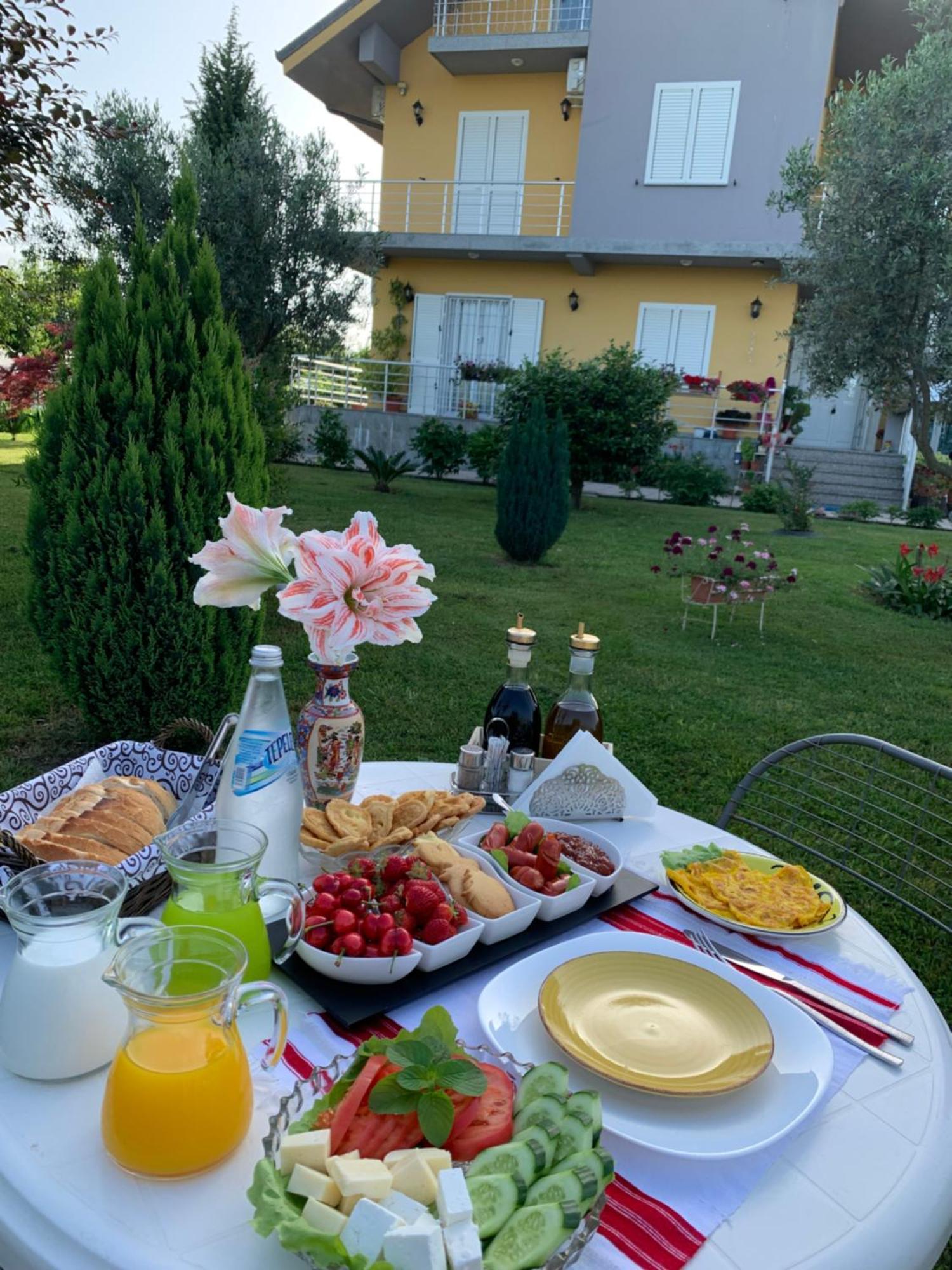 Hotel Villa Linda Shkodër Exterior foto